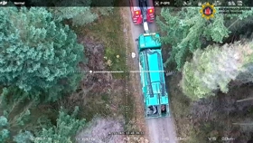 Uskadeliggørelse af havareret gasdreven skraldebil.