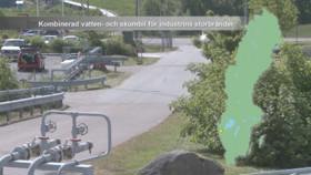 Kombinerad vatten- och skumbil för industrins storbränder