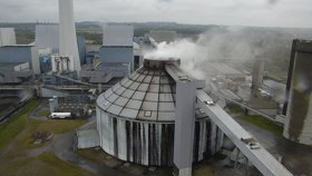 Brand i enorm pillesilo, Aarhus, Danmark